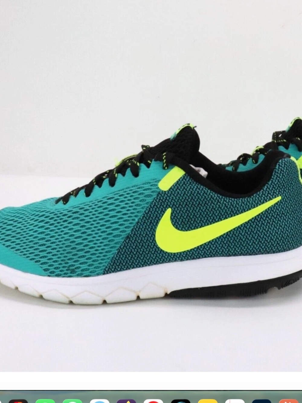 Nike Women's Flex Experience Running Sneakers - 8 🌟